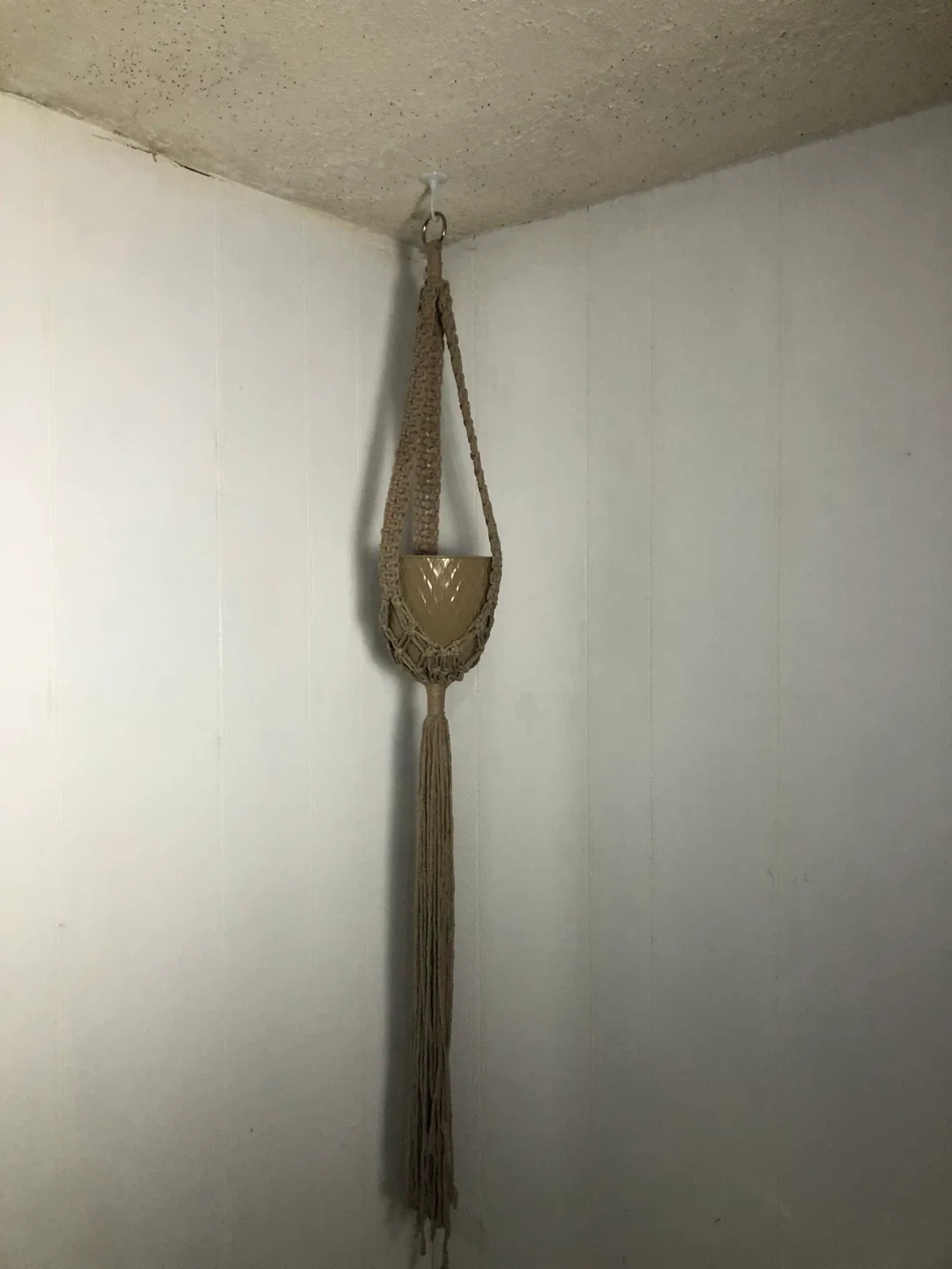 Tan Macrame Plant Hanger. NEW.