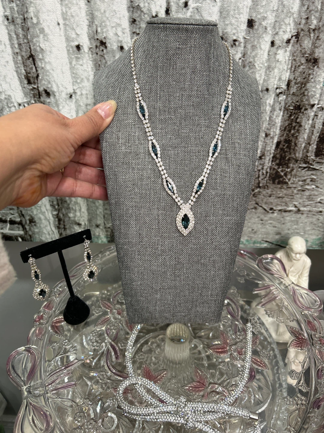 Necklace and Earring Set - Silver and Blue - photo 2