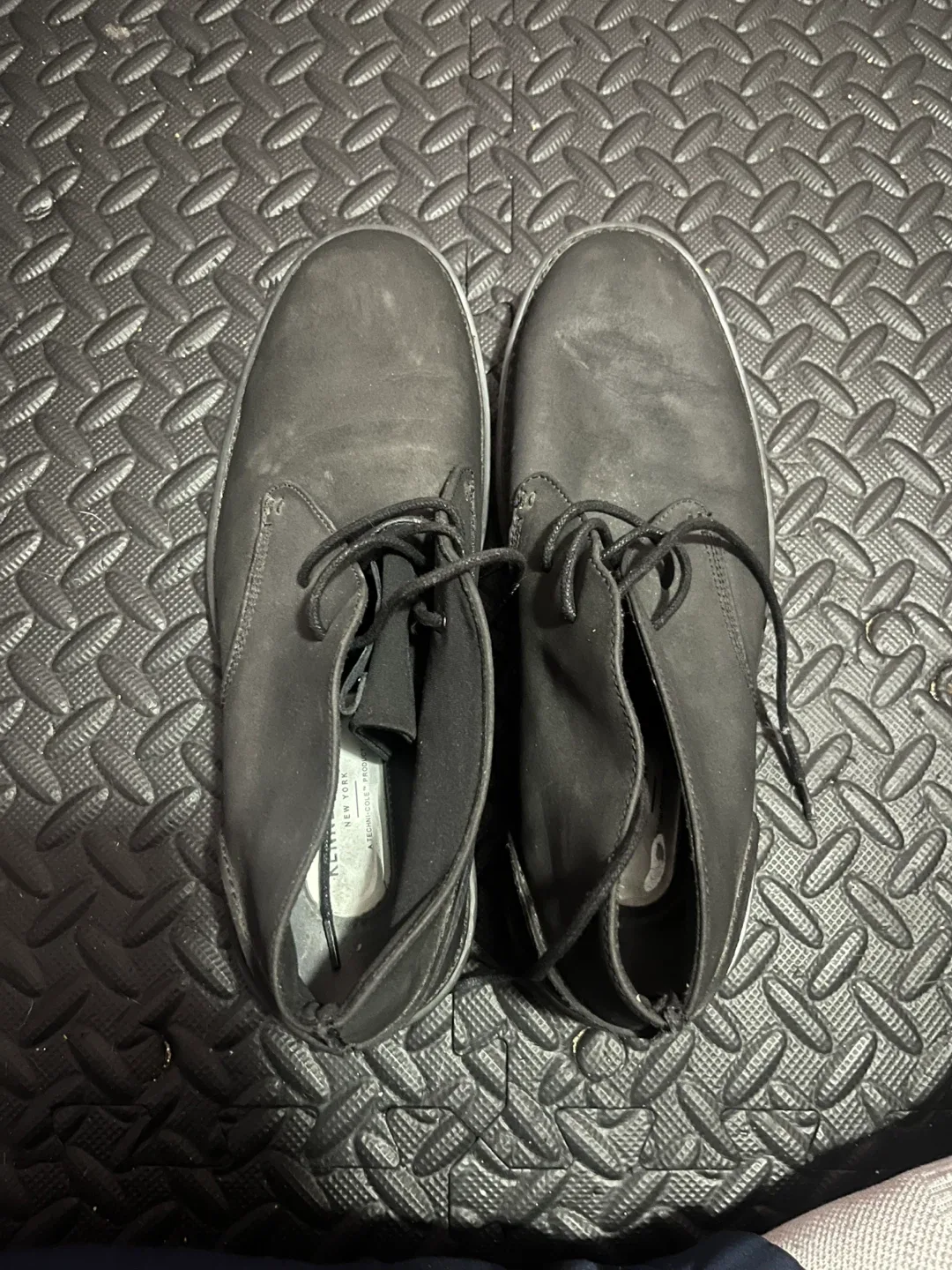 Kenneth Cole Finnigan Chukka Shoes Size 9 thumbnail