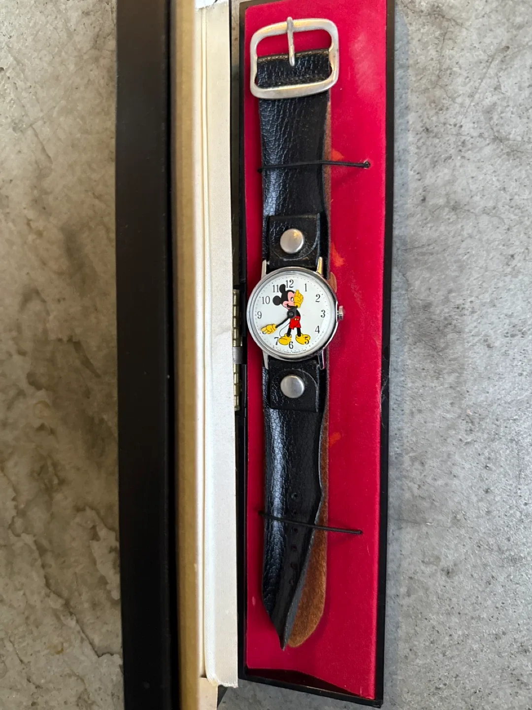 Vintage Ingersoll Mickey Mouse Watch w/ Box image indicator(2)