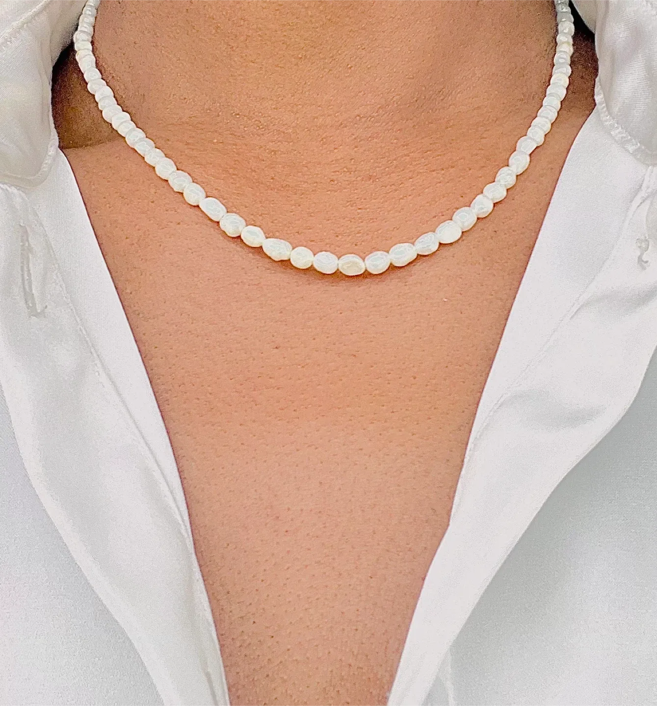 Pearl Beaded Necklace - freshwater image indicator(2)