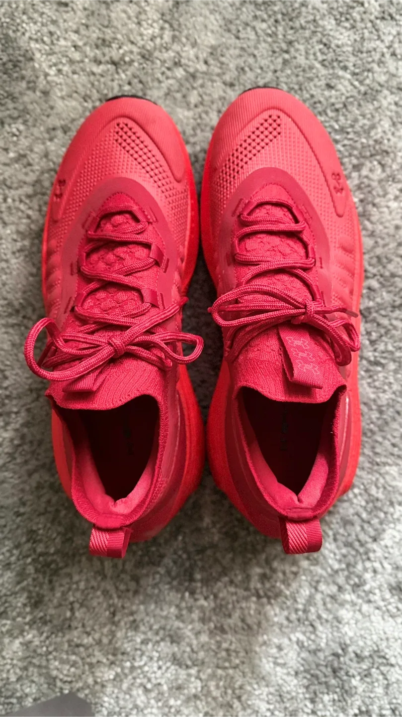 Under Armour Charged Rogue image indicator(2)