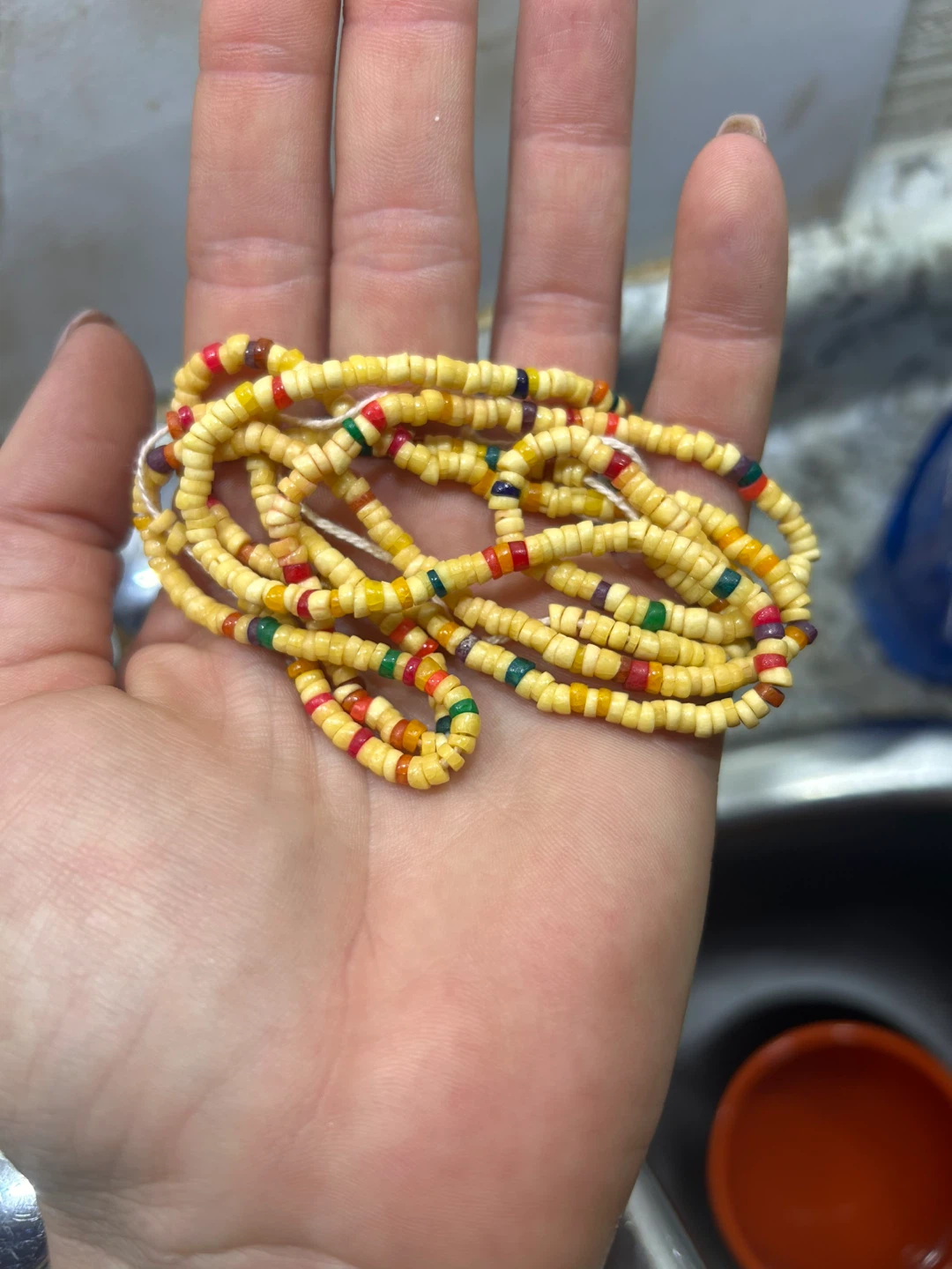1960s West African Coral & Shell Beads – Full Set - photo 2