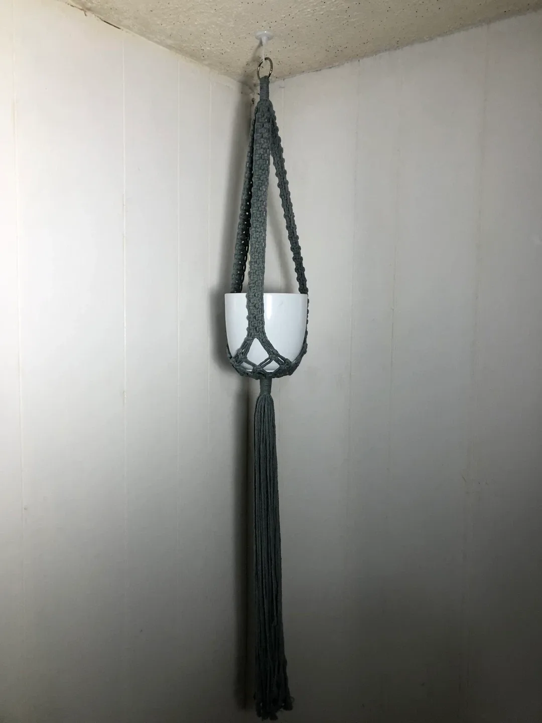 Grey Macrame Plant Hanger. NEW. image indicator(2)