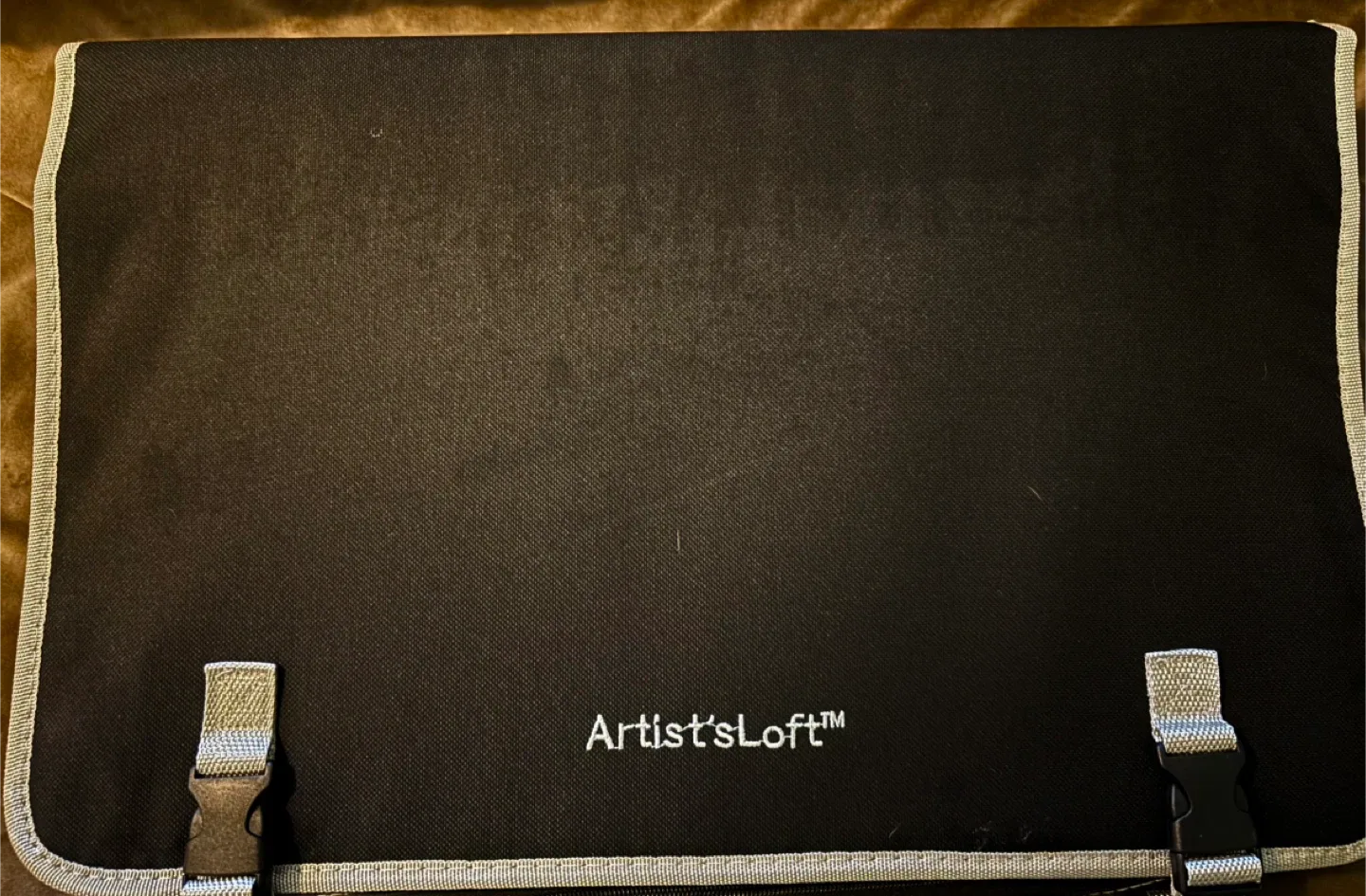 Michael’s Artist’s Loft™ 101 Piece Deluxe Easel Art Set image indicator(3)