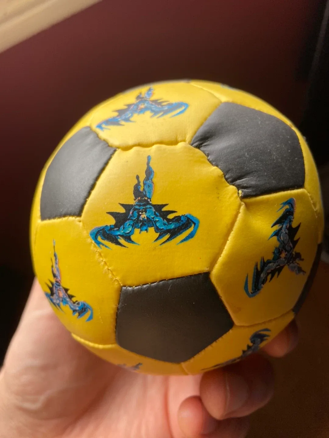 Warner Bros. Batman Soccer Ball vintage retro image indicator(6)