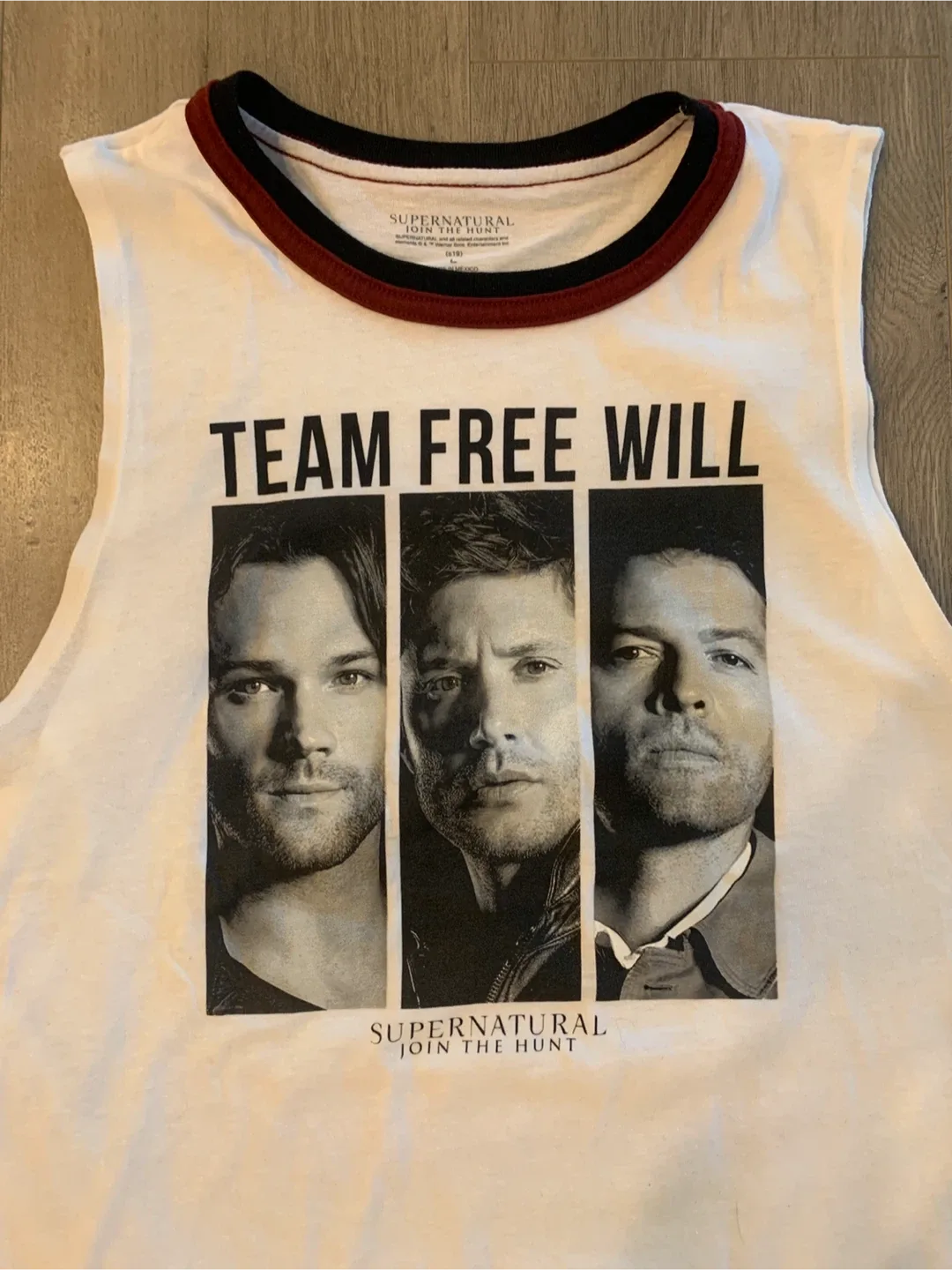 Supernatural Team Free Will Tank Top - Size L image indicator(3)