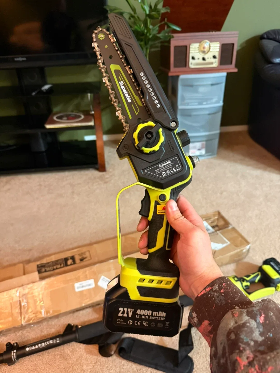 SuperHandy 21V Cordless Pole Saw w/ Battery & Charger image indicator(2)