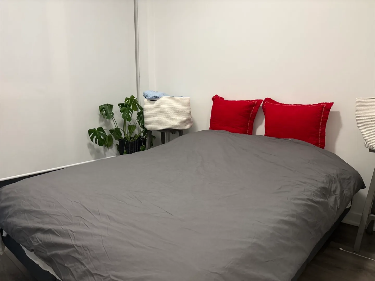 Queen Bed frame with LED lights image indicator(9)