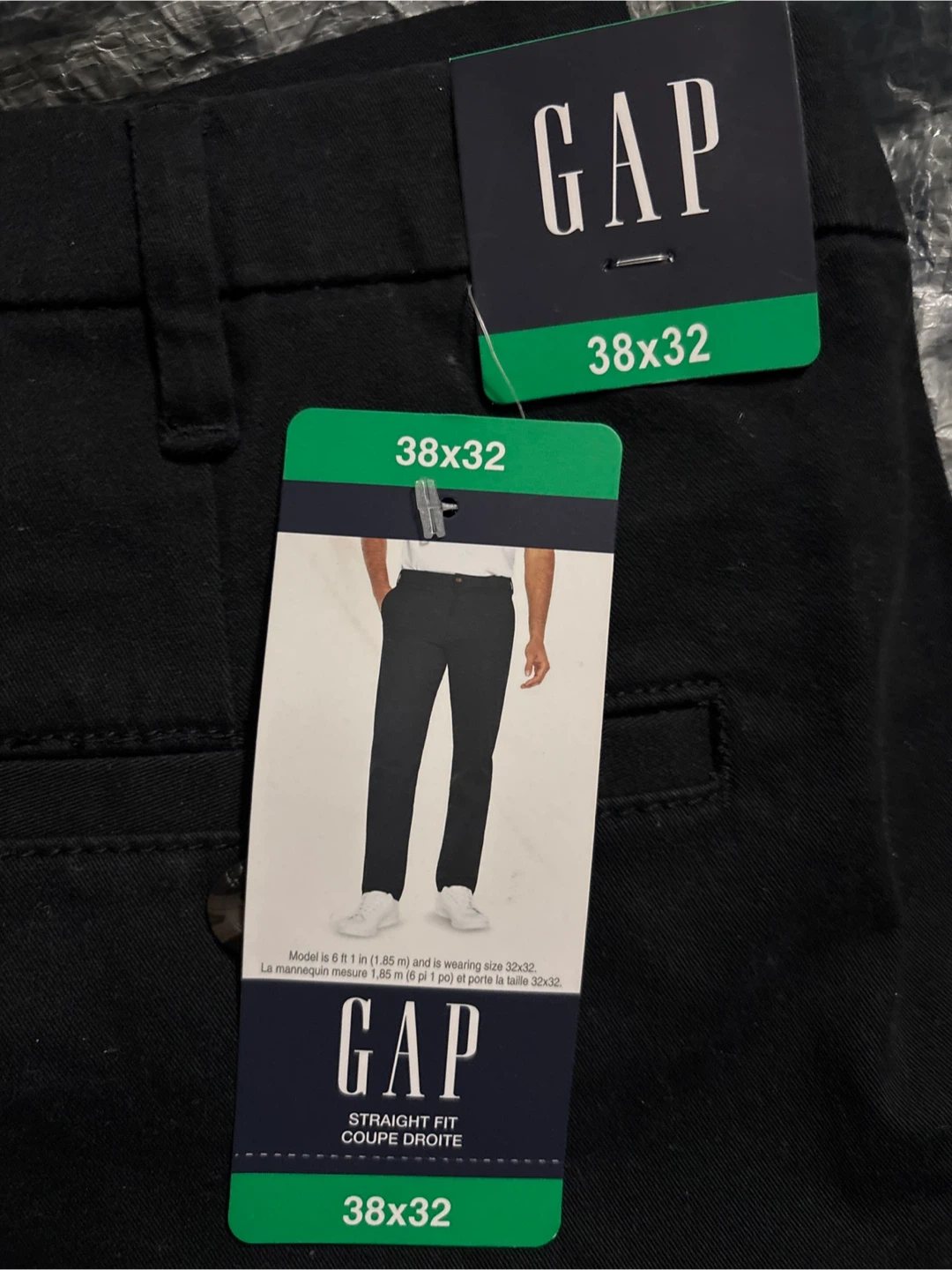 Men’s GAP Straight Fit Black Pants 38x32 - photo 2