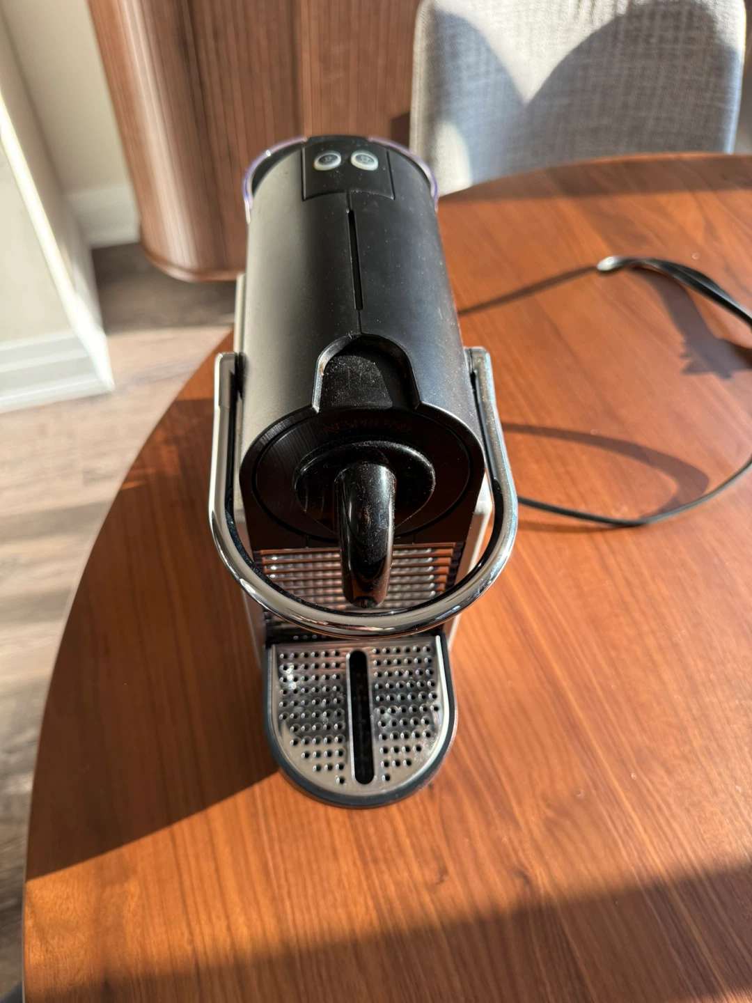 Nespresso Pixie Coffee Machine - photo 3