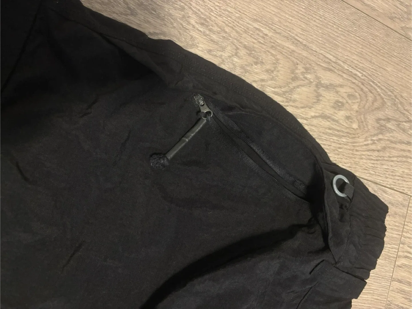 Descente Black Cargo Pants, Size 85 image indicator(6)