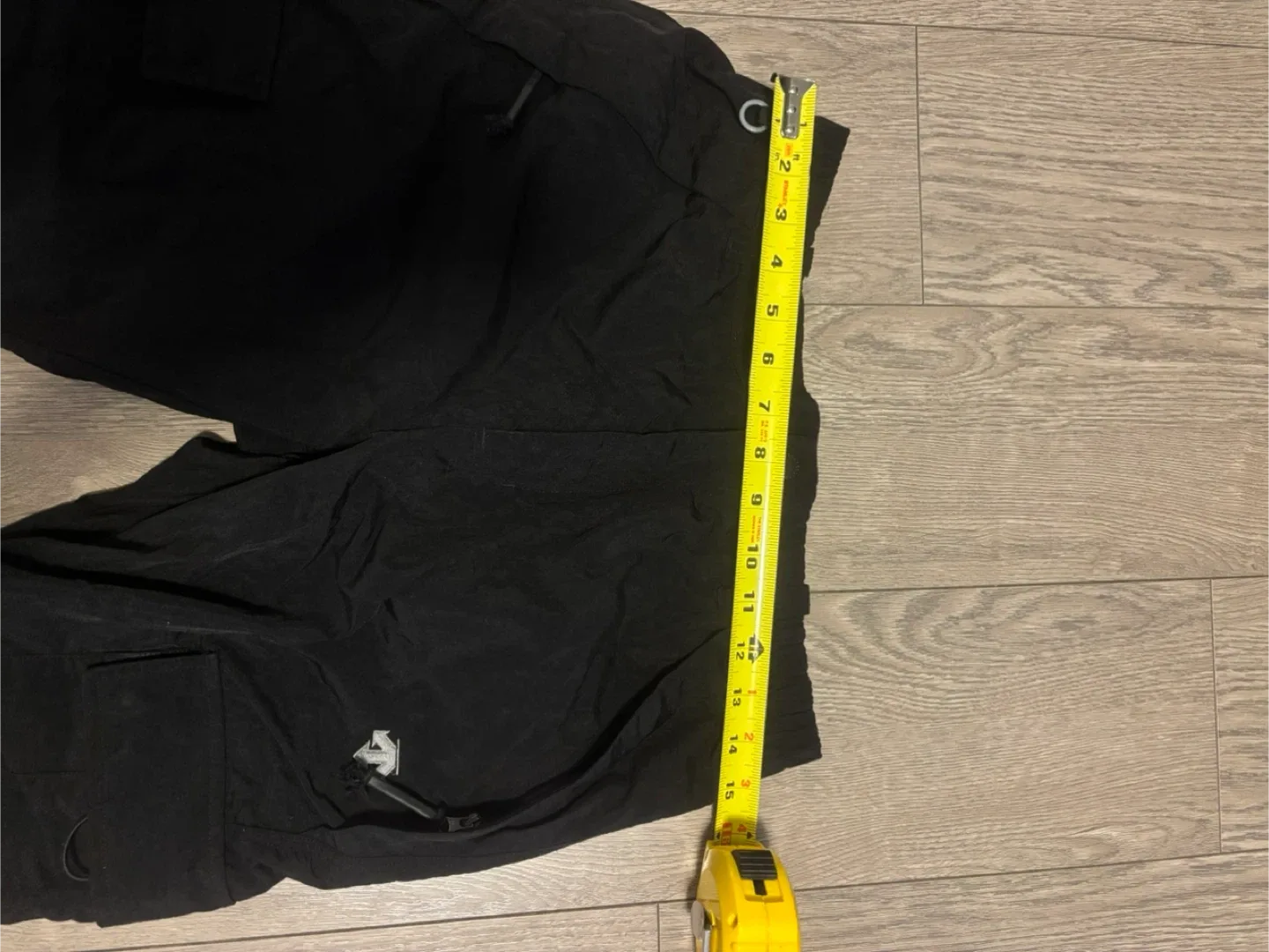 Descente Black Cargo Pants, Size 85 image indicator(2)