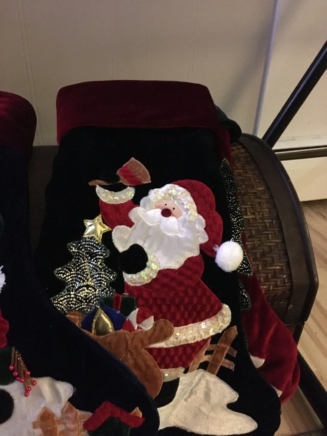 Christmas Stockings image indicator(4)