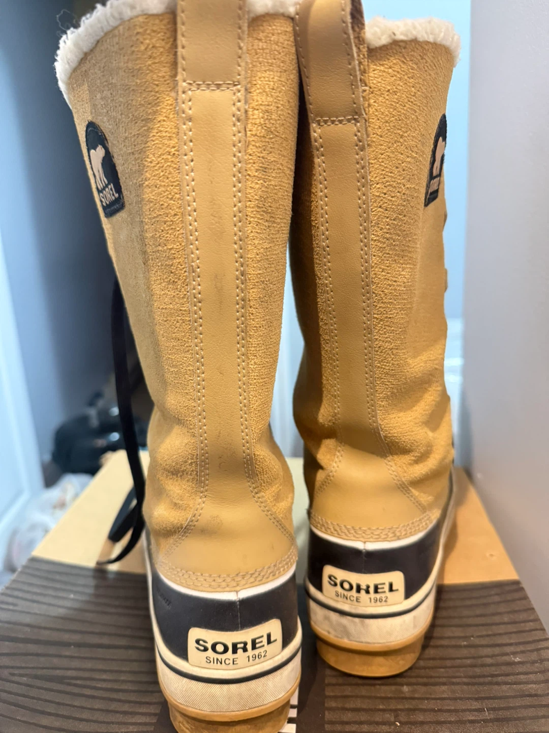 Sorel Tivoli High Women's Boots Size 9 - photo 2