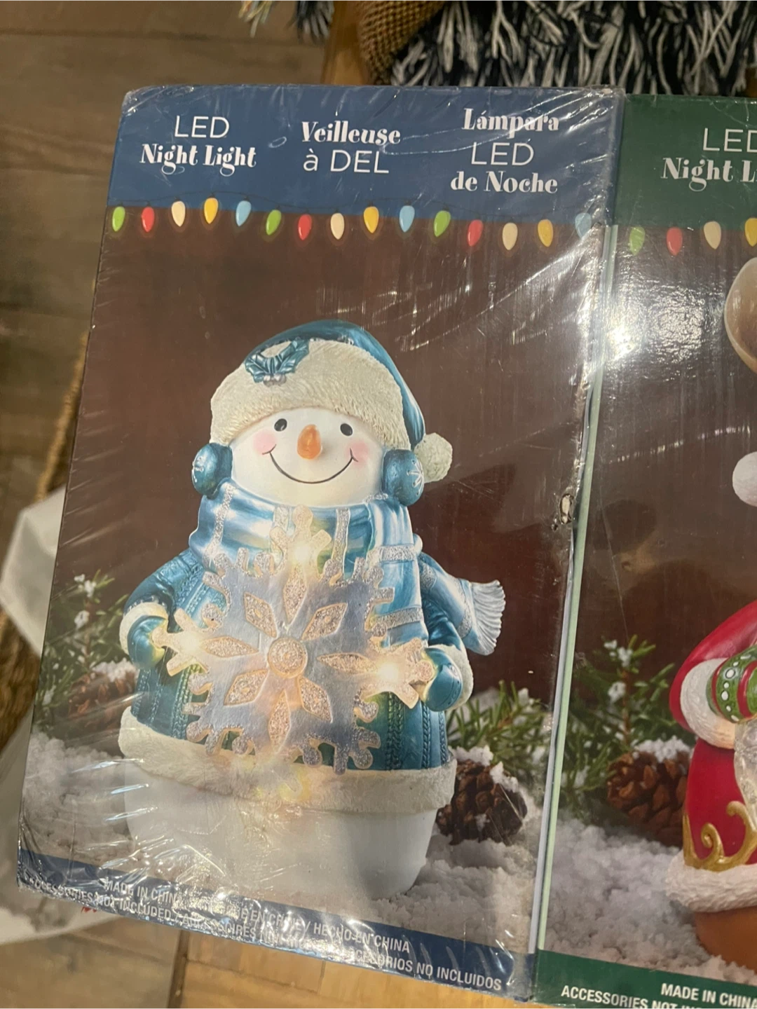 New LED Night Light - Santa, Snowman, Reindeer - photo 2