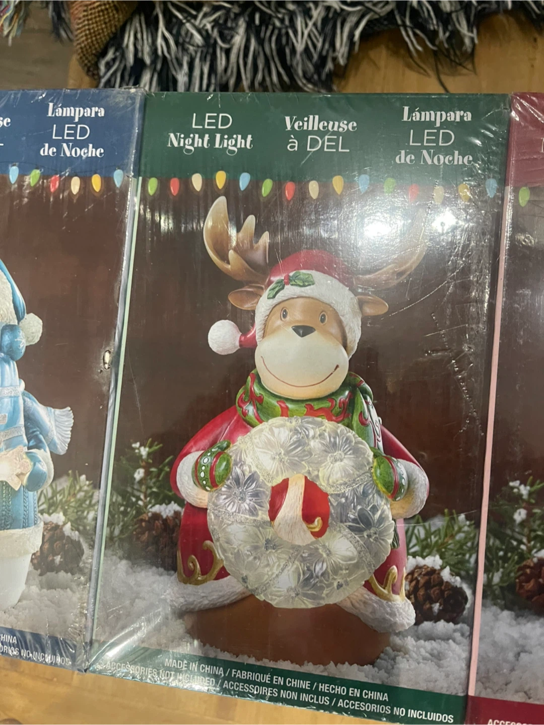 New LED Night Light - Santa, Snowman, Reindeer - photo 3