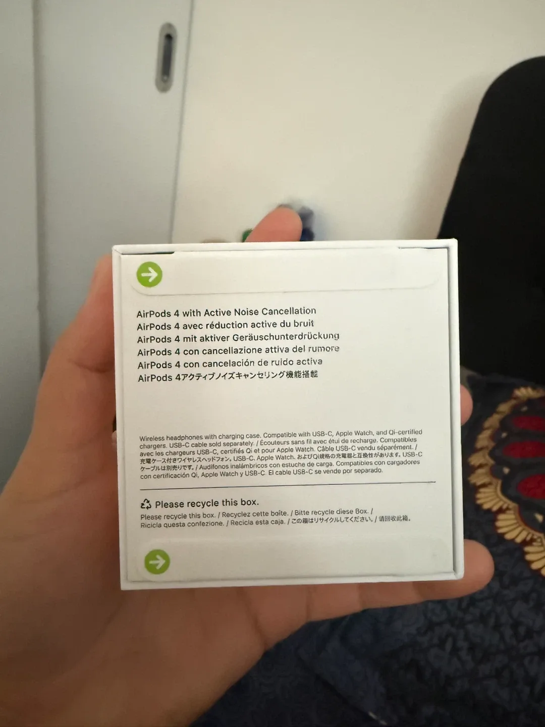 Apple AirPods 4 (ANC) - New in Box image indicator(2)