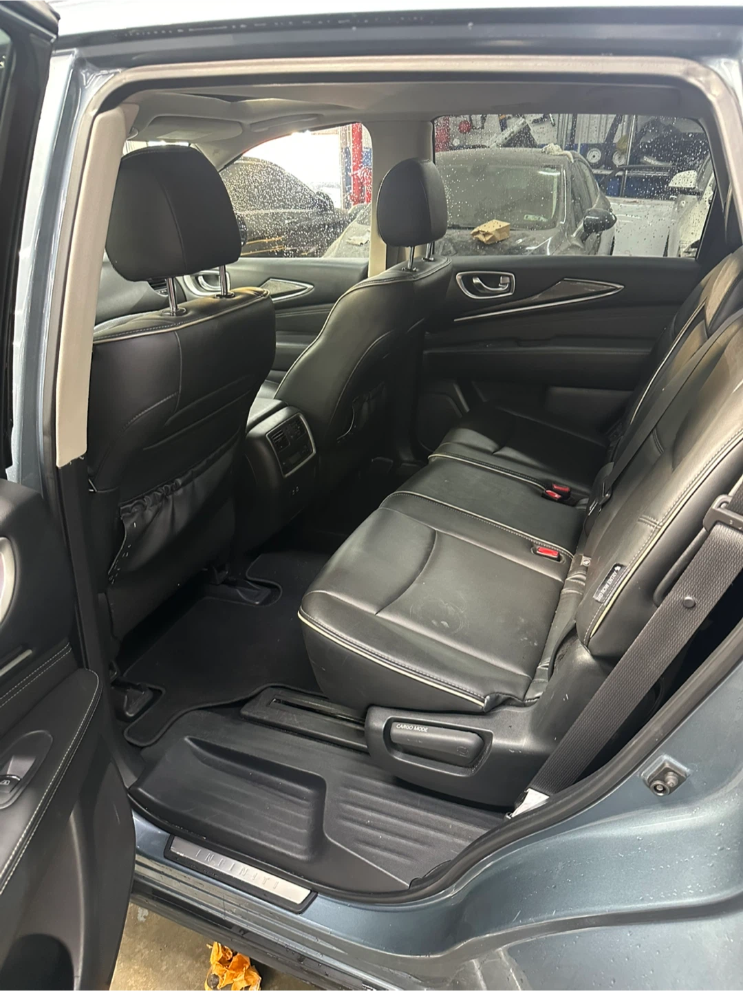Infiniti QX60 SUV - Gray - photo 3