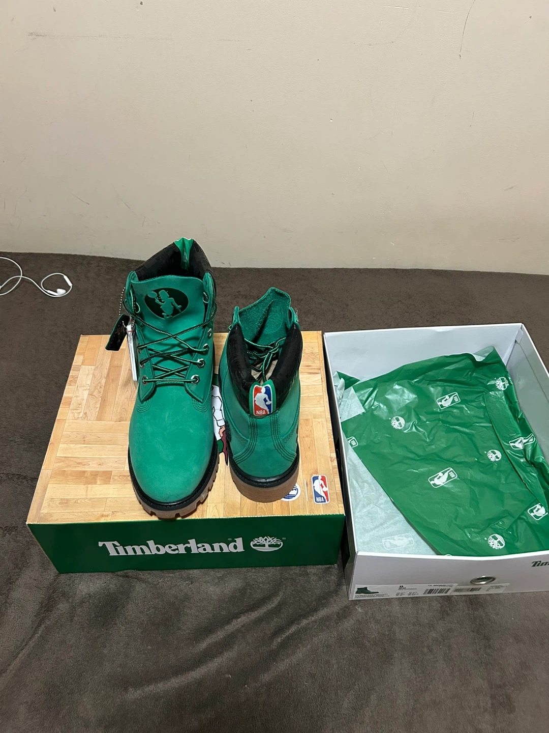Timberland Premium Waterproof Boots - Boston Celtics, Size 9