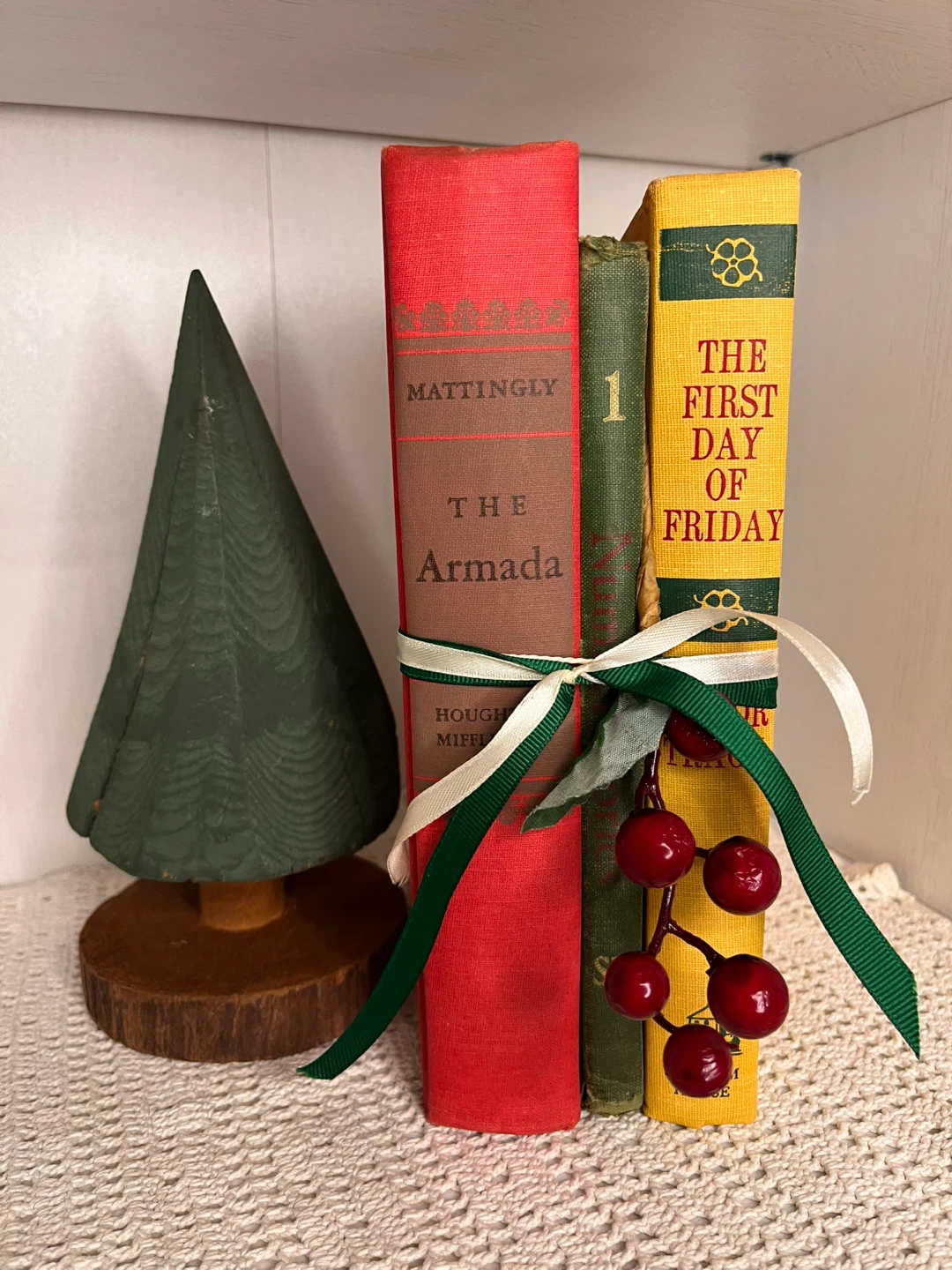 Vintage Decorative Christmas Book Set