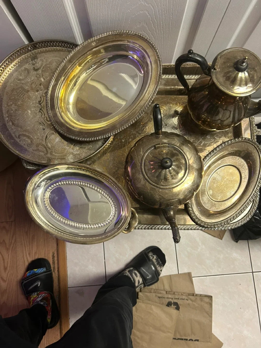 Marlboro Plate Tea Set