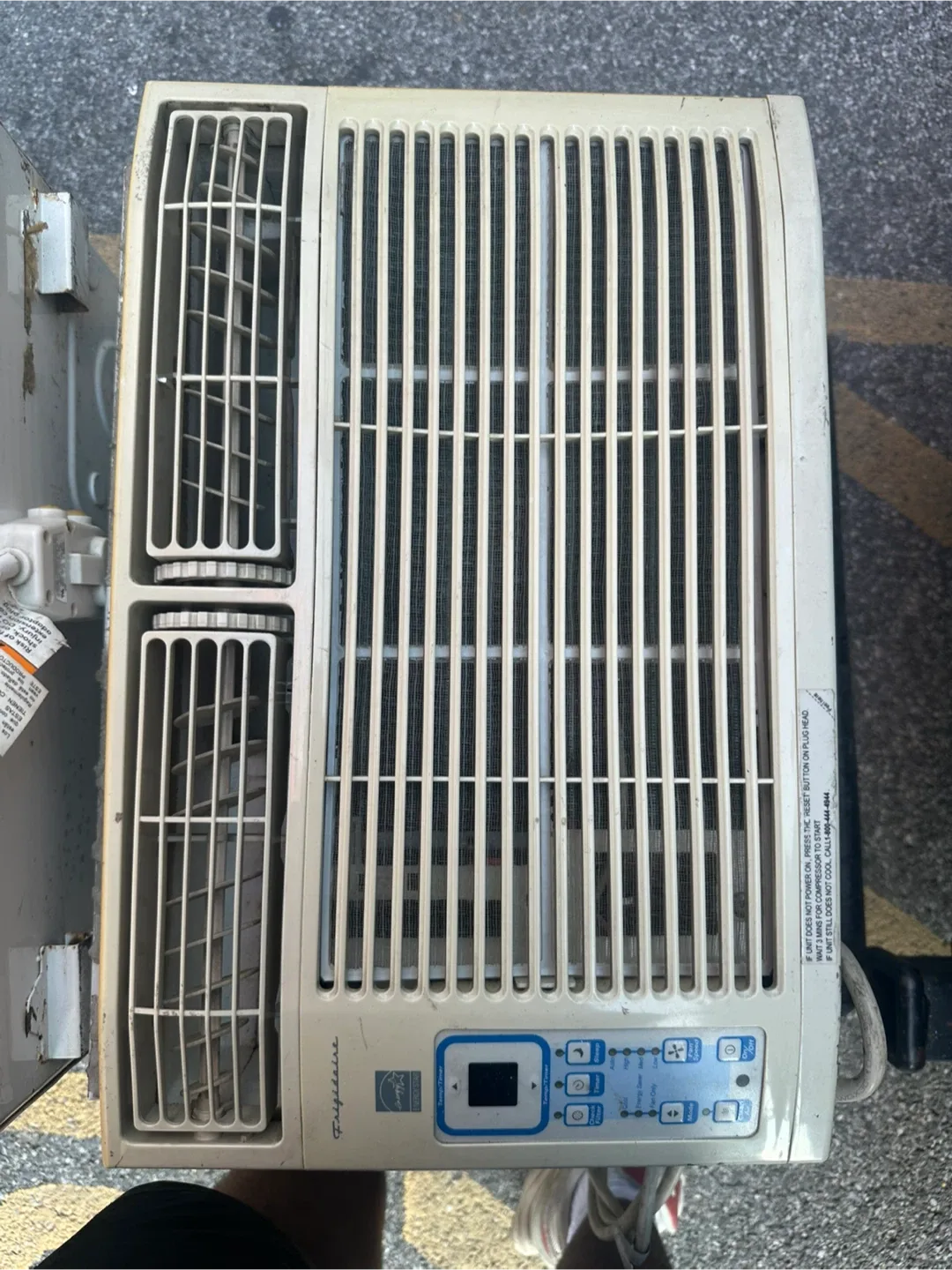 Used Window Air Conditioners - LG, Frigidaire, Danby, GE image indicator(5)