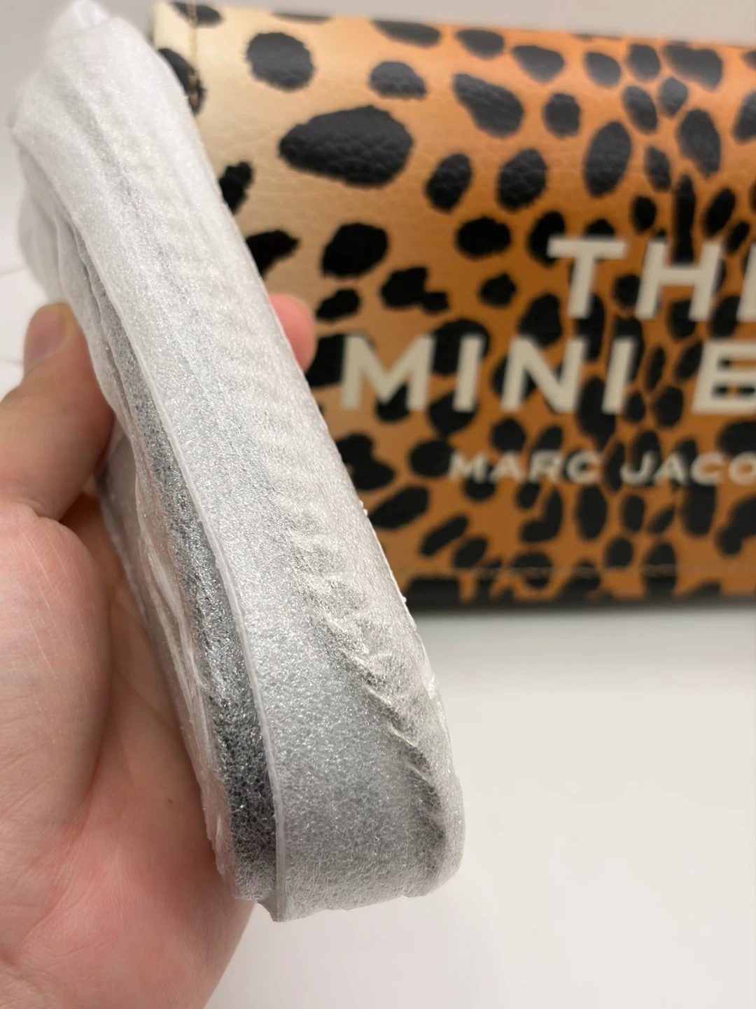 Marc Jacobs The Mini Bag - Leopard Print 🥕 - photo 4