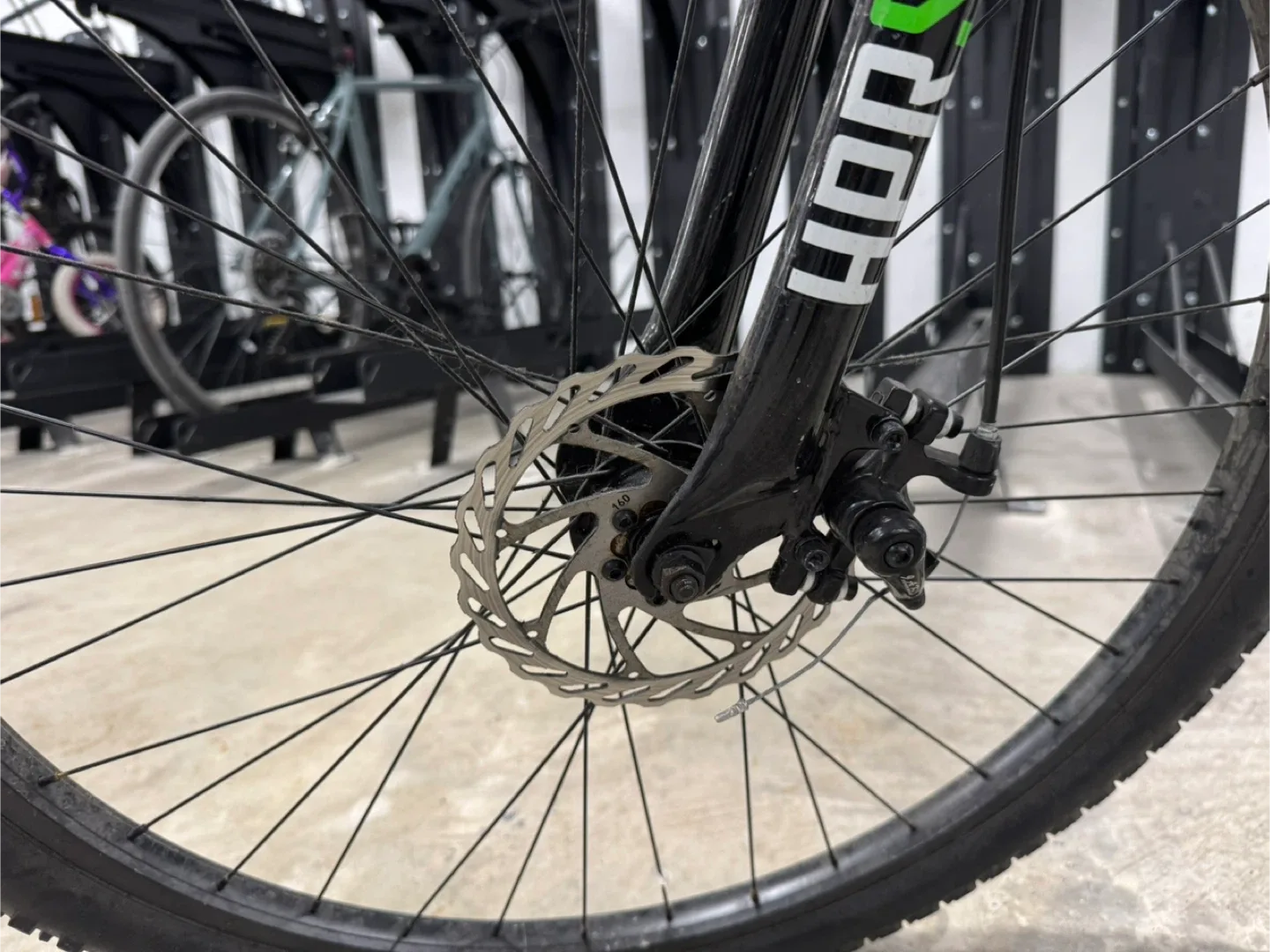 Hyper Viking Trail 27.5" Mountain Bike - CHECK DESCRIPTION image indicator(6)