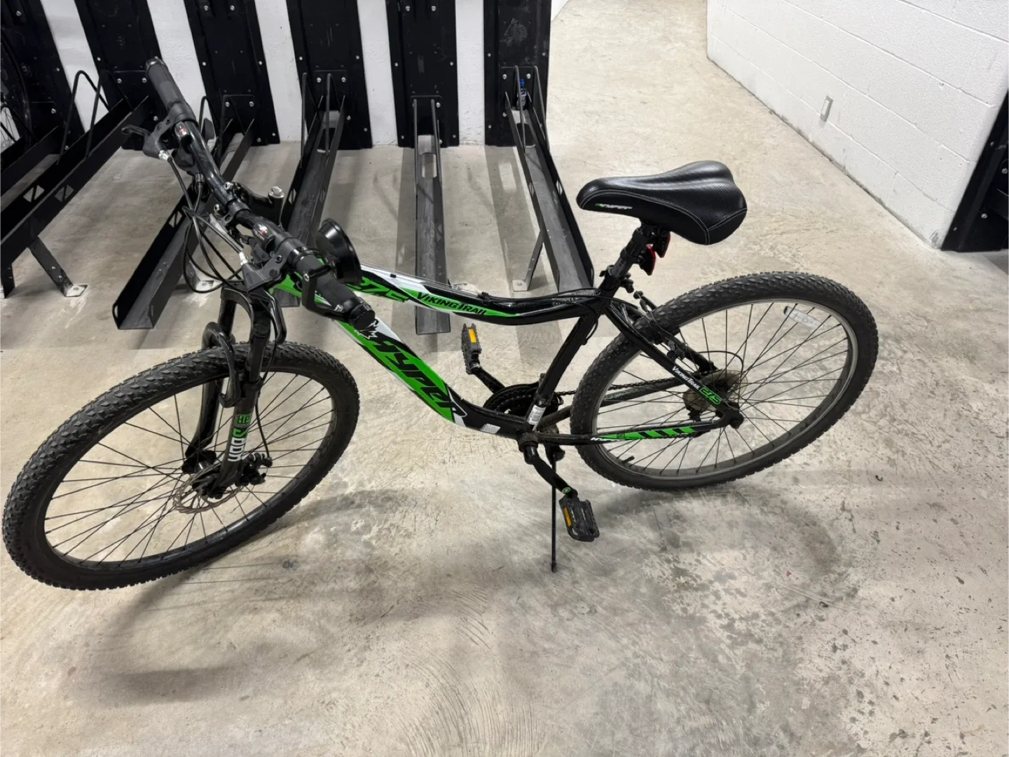 Hyper Viking Trail 27.5" Mountain Bike - CHECK DESCRIPTION image indicator(4)