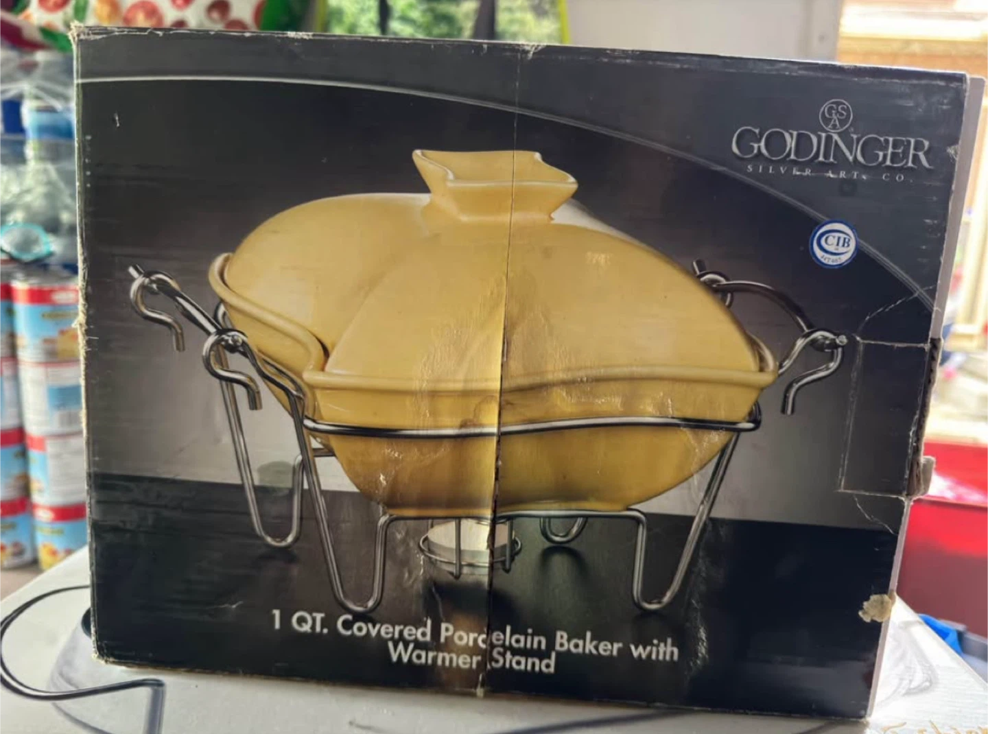 Covered Porcelain Baker with Warmer Stand