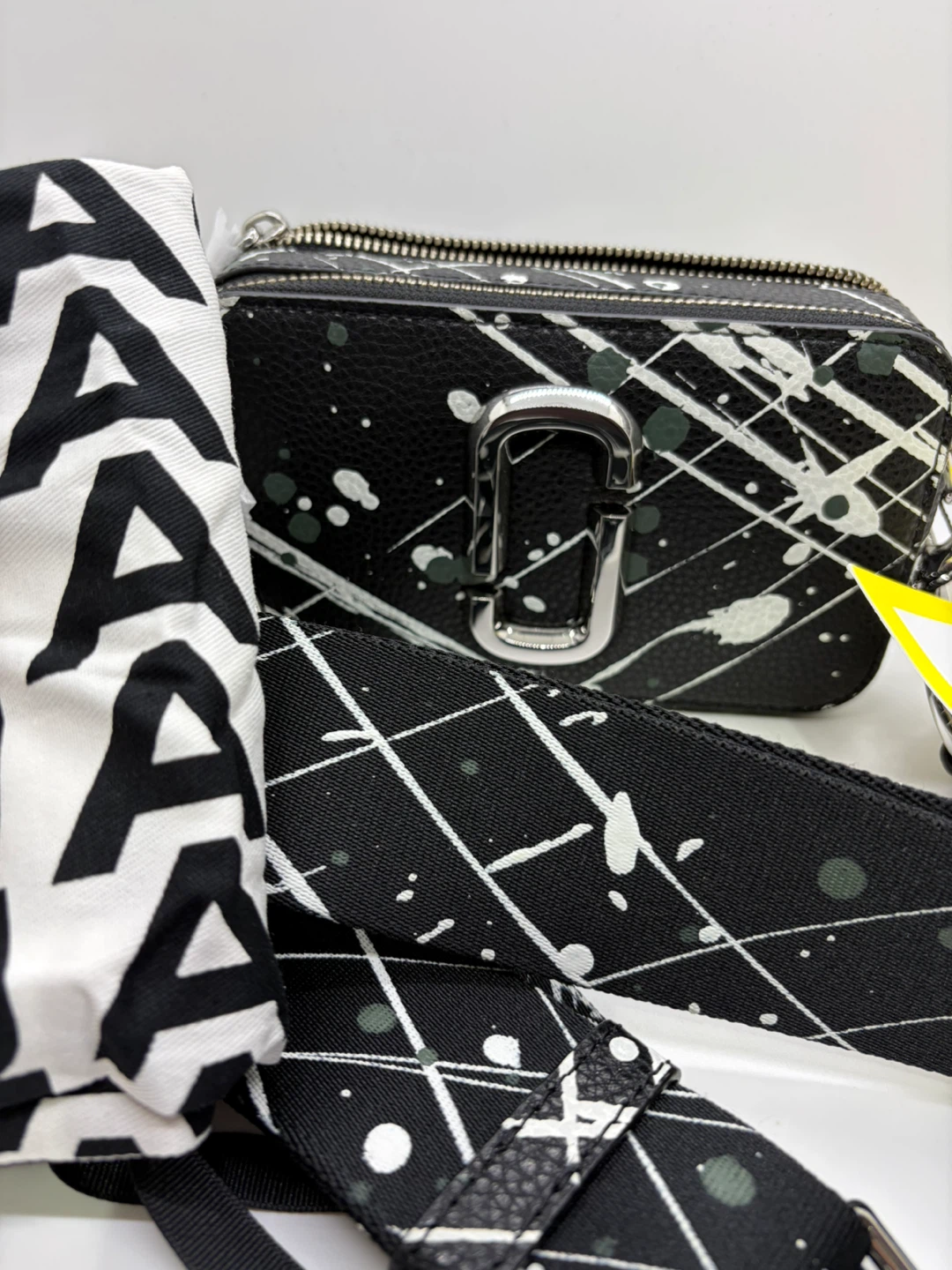 Marc Jacobs Snapshot Crossbody Bag - photo 2