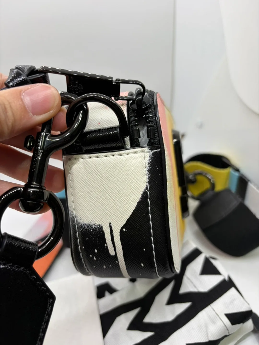 Marc Jacobs The Snapshot Camera Bag image indicator(4)