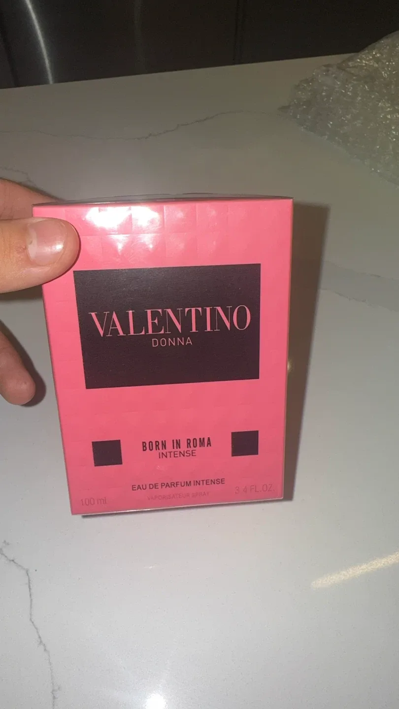 Valentino Donna Born In Roma Intense 100ml image indicator(2)