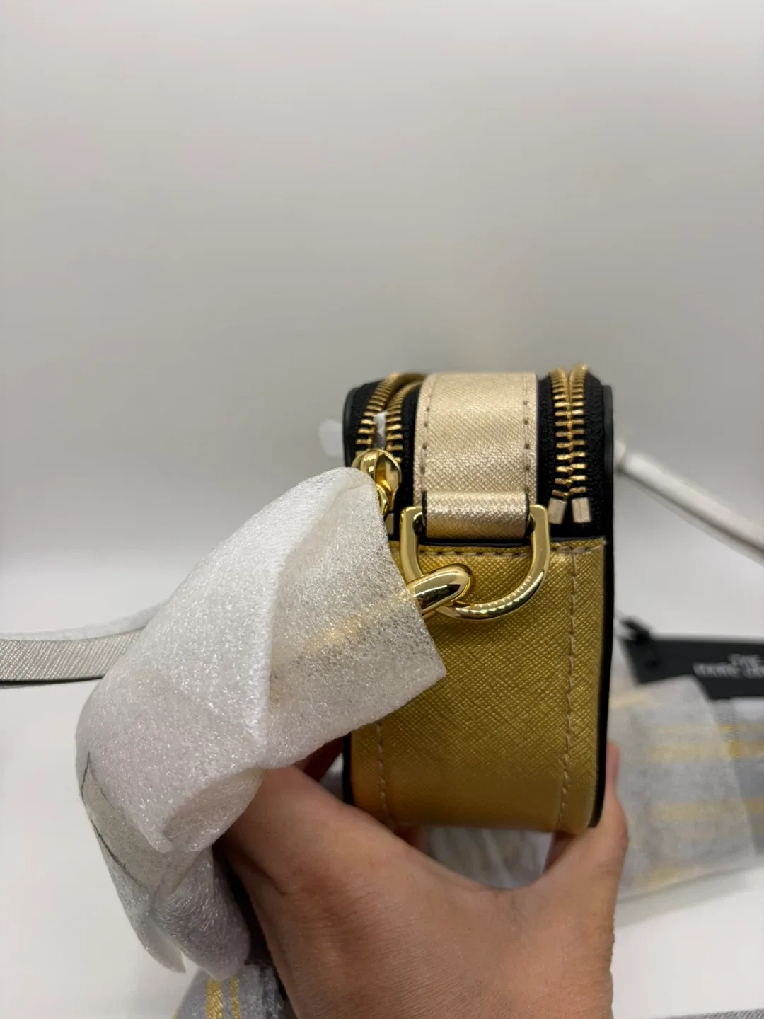 Marc Jacobs The Snapshot image indicator(3)