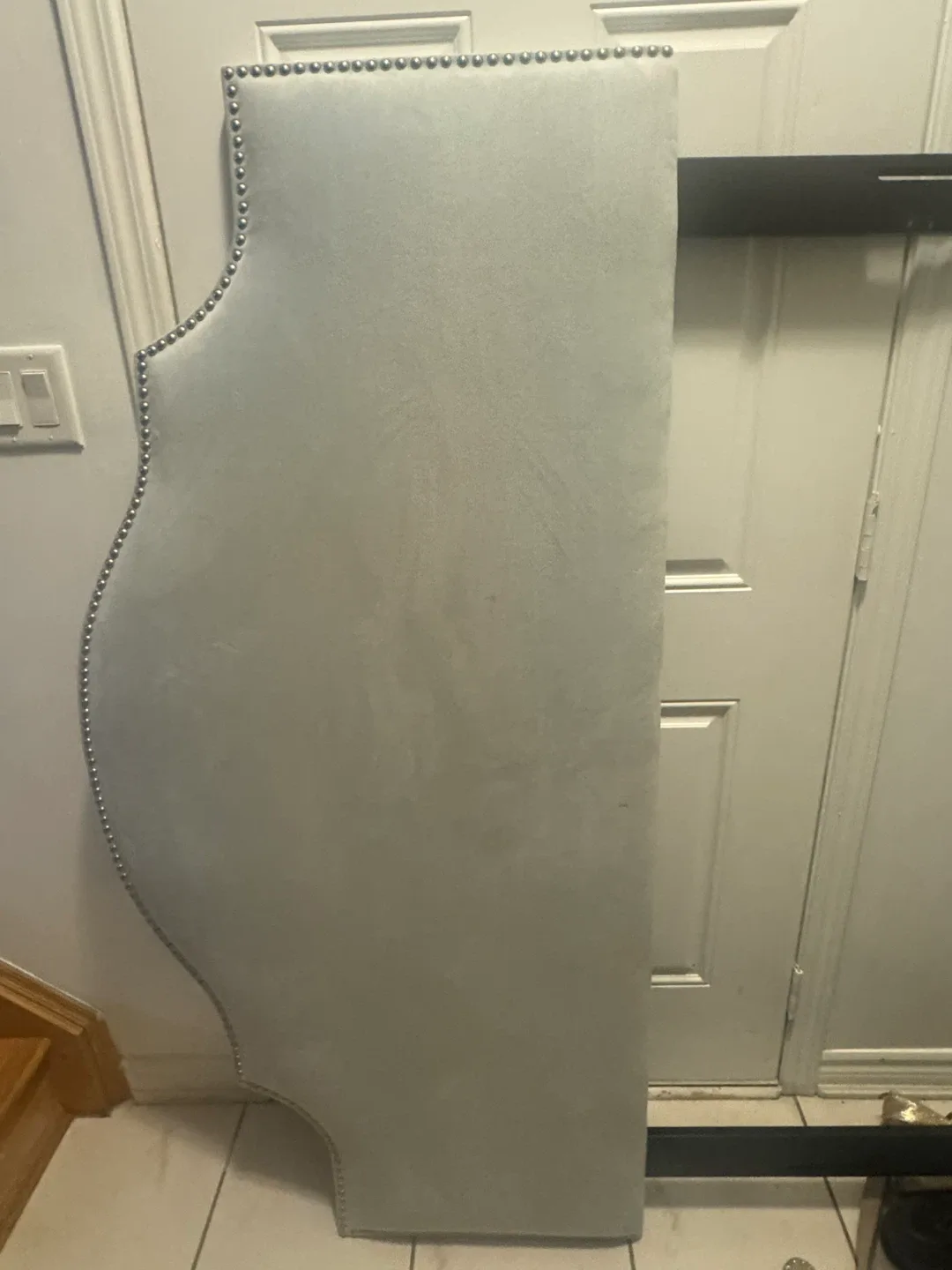 Headboard Queen image indicator(3)