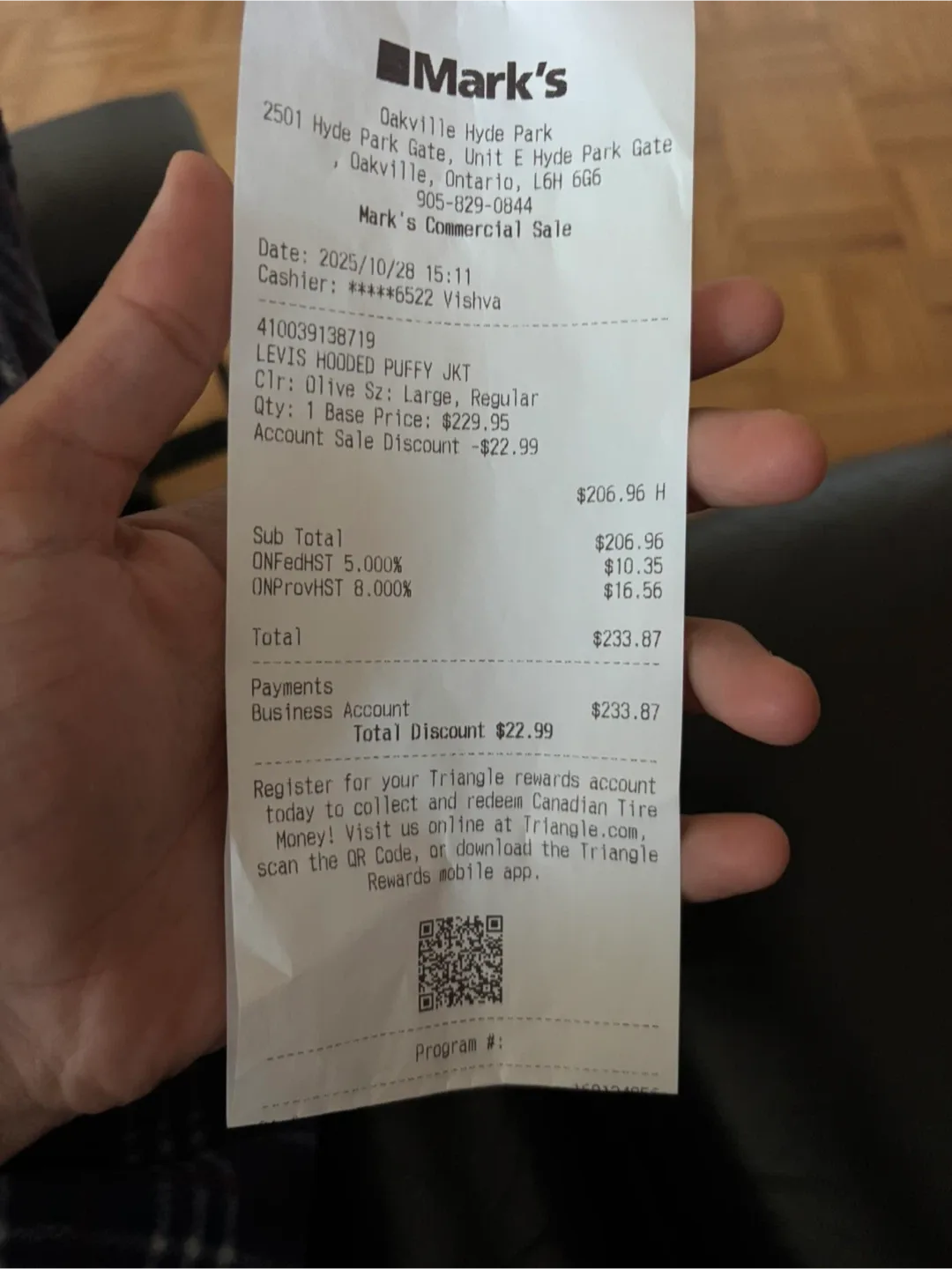 Levi’s Men’s Olive Winter Puffer Jacket image indicator(3)