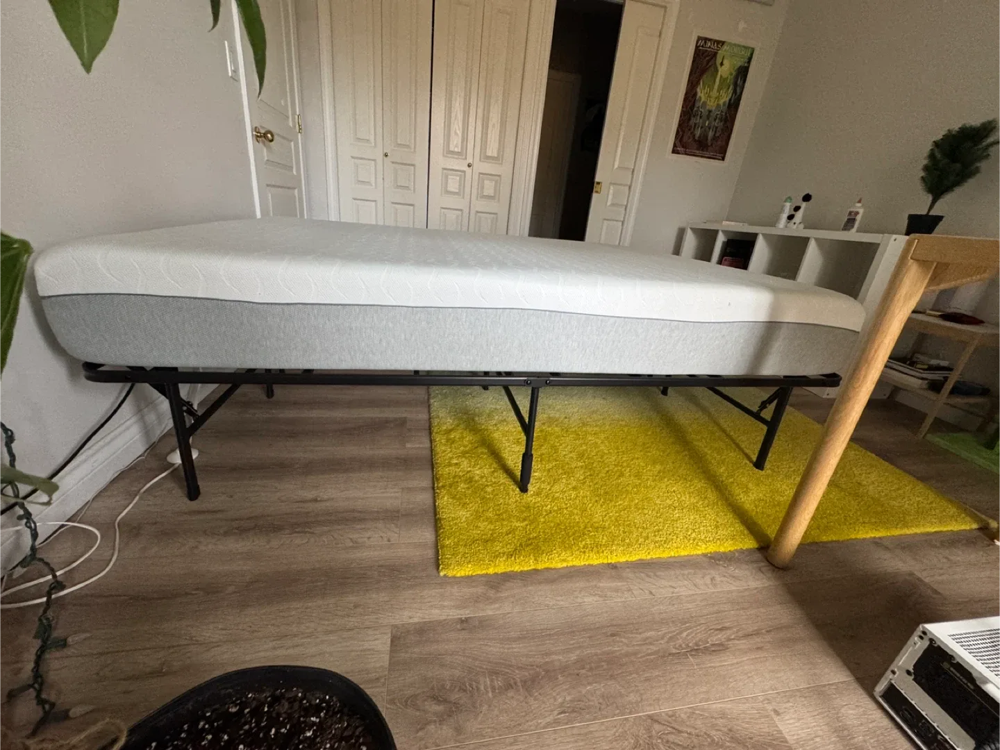 Full/Double Mattress, Bedframe & Duvet/Blanket image indicator(3)