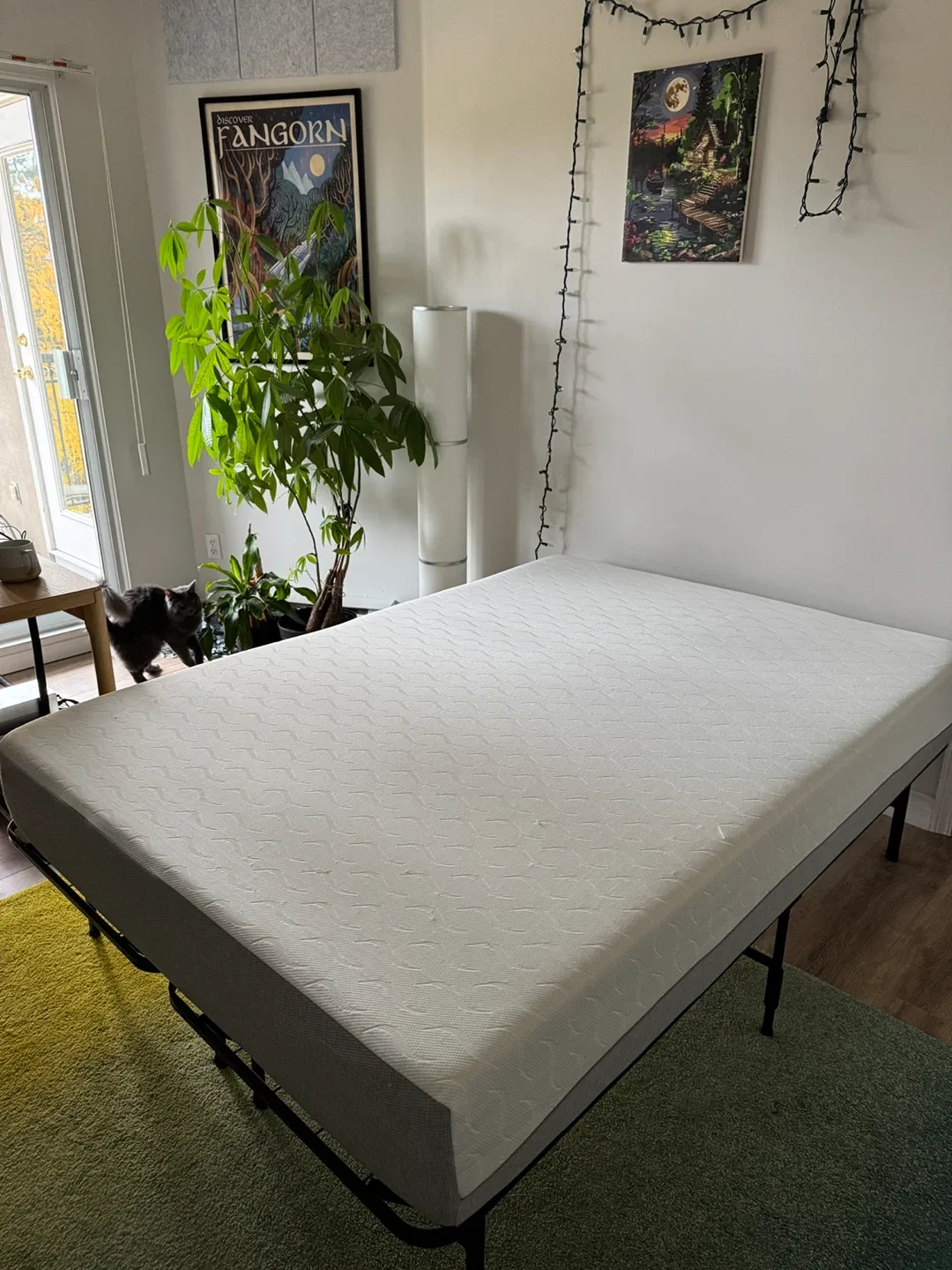 Full/Double Mattress, Bedframe & Duvet/Blanket image indicator(5)