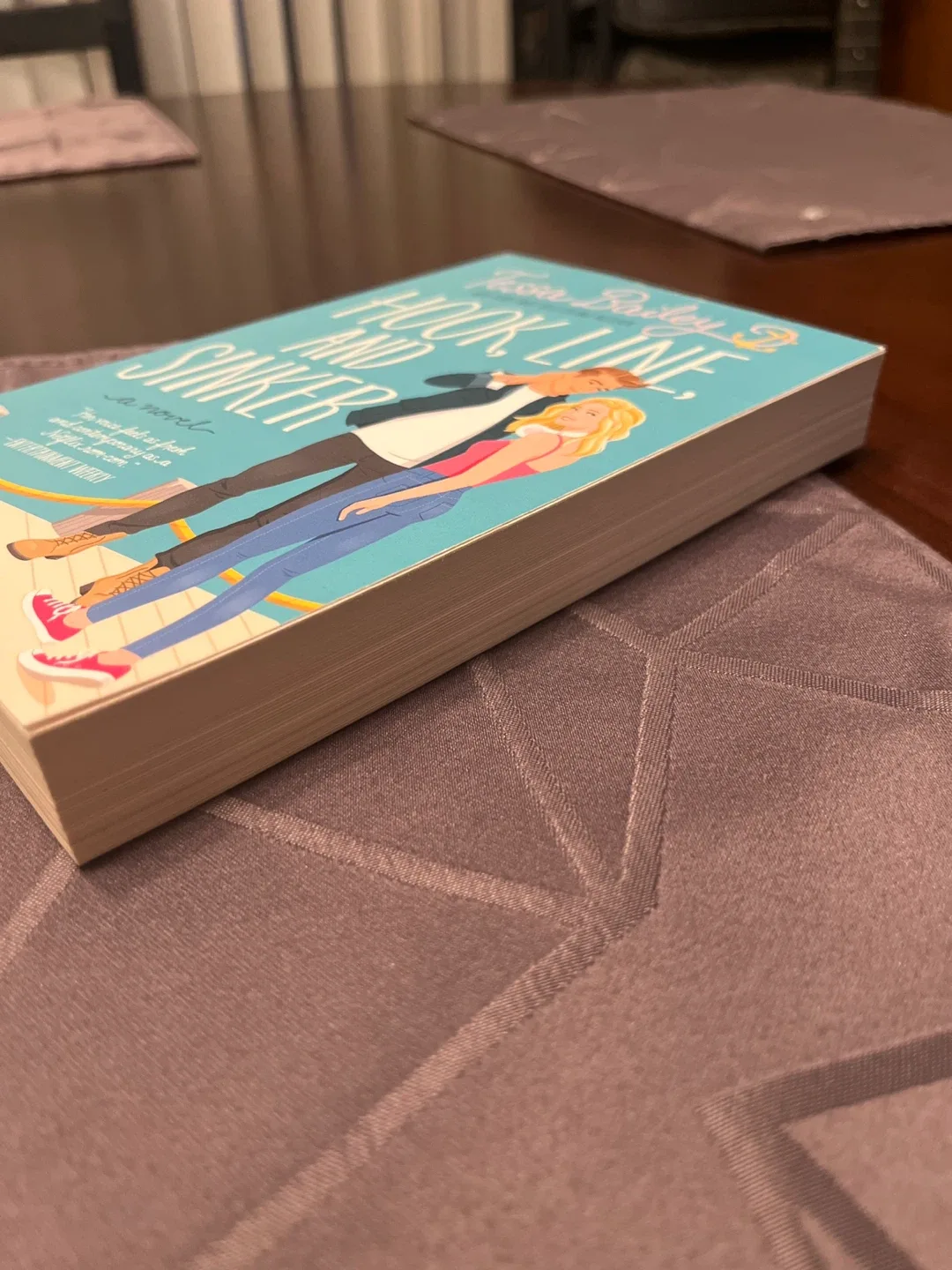 Book - Hook, Line and Sinker by Tessa Bailey image indicator(2)