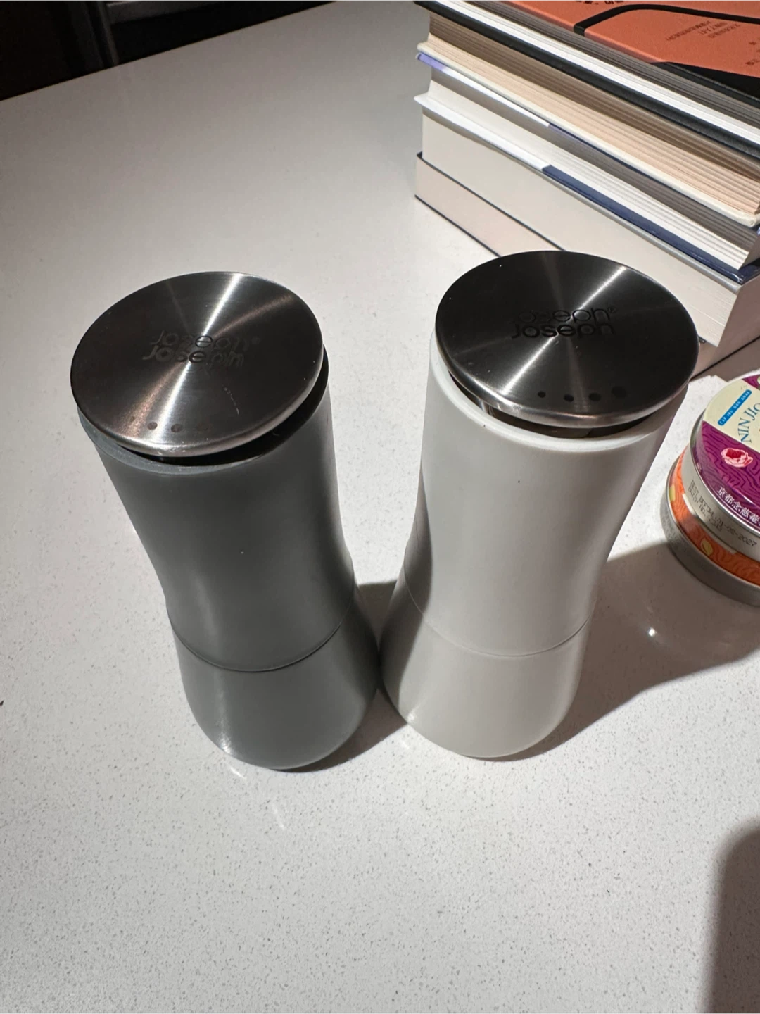 Joseph pepper and salt set - photo 2