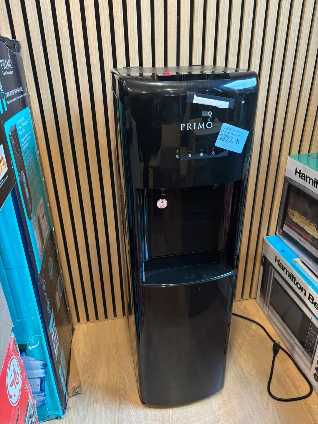 Dispenser water