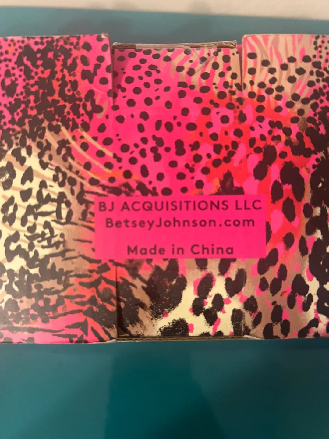 💖NEW Betsey Johnson 4-Piece Iridescent Glass Set image indicator(4)