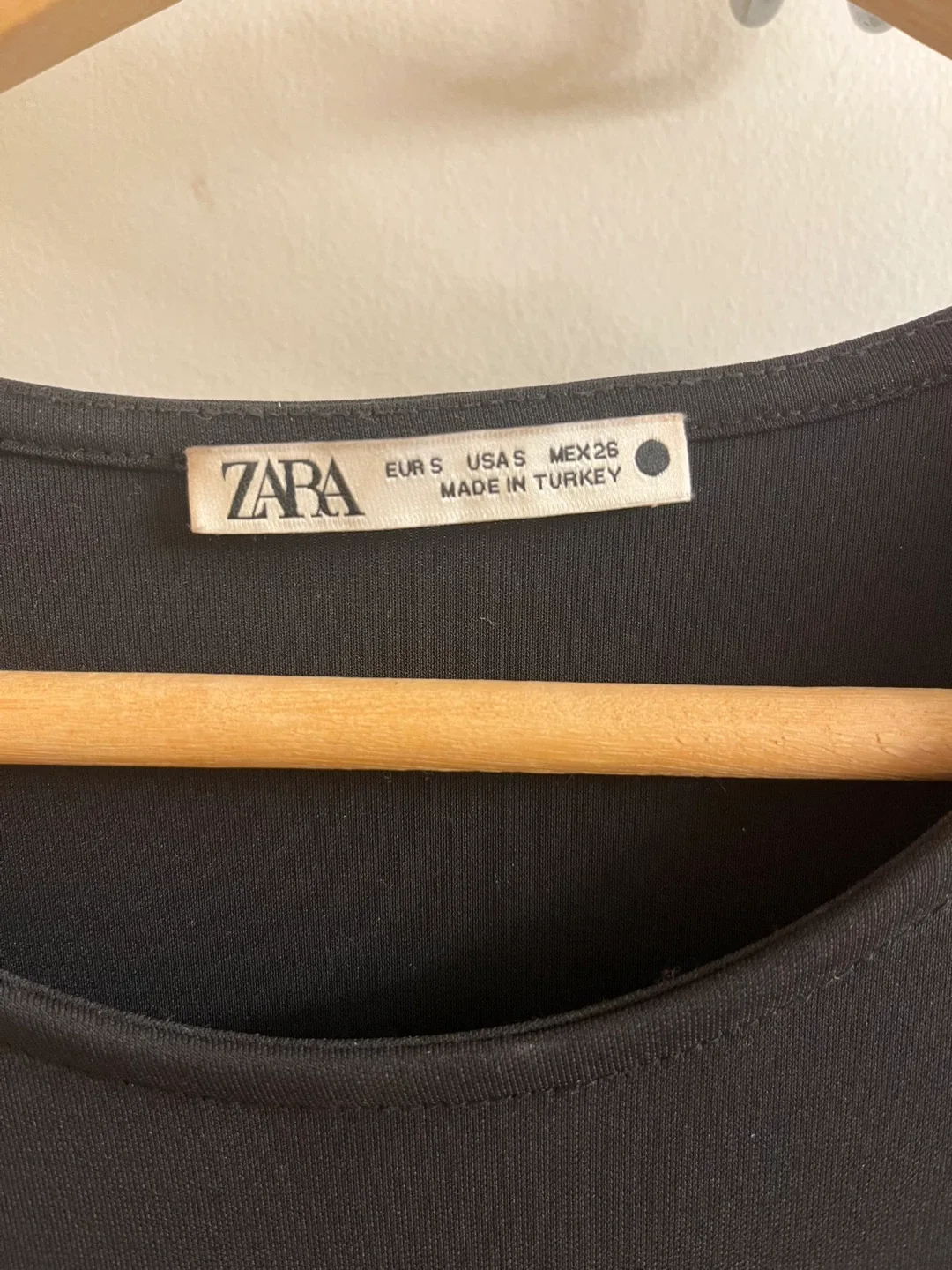 Zara Black Dress - Chic & Elegant image indicator(5)