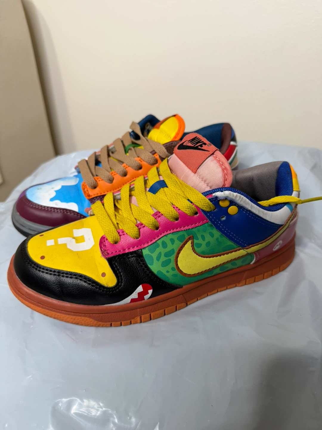 Nike SB Dunk Low Super Mario Sneakers