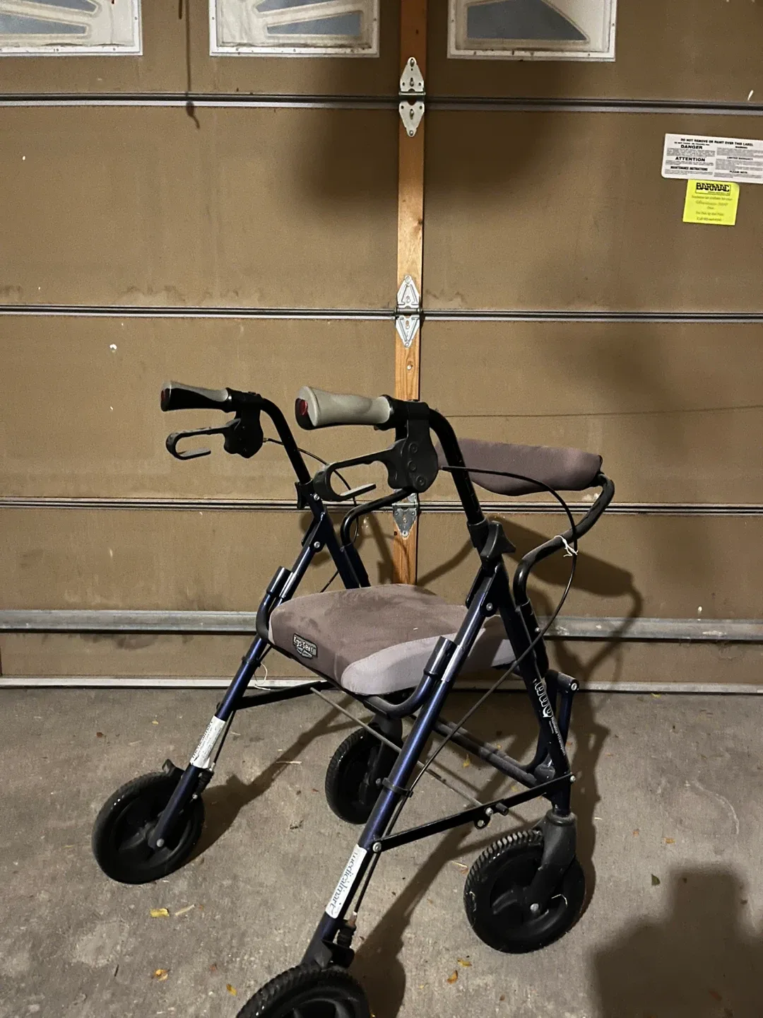 Adjustable Walker image indicator(3)