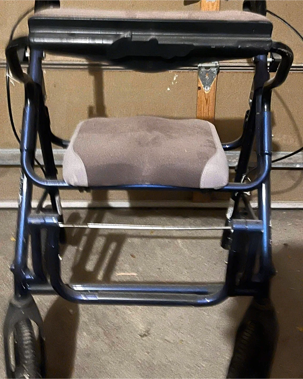 Adjustable Walker image indicator(2)