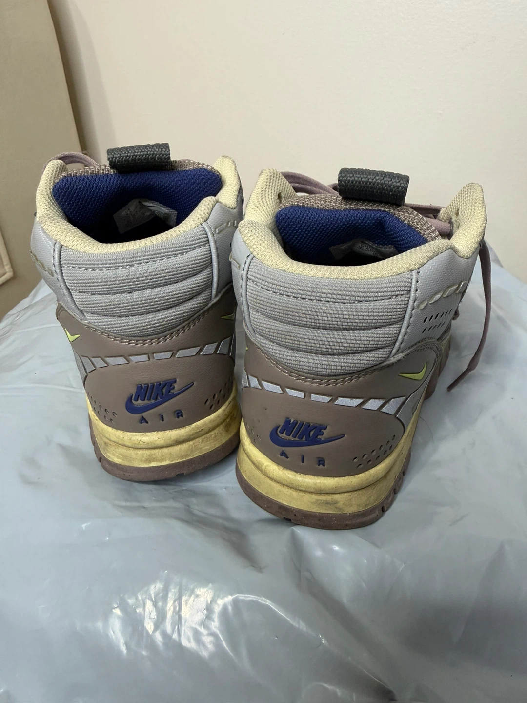 Nike Air Trainer 1 SP 'Honeydew' Shoes - photo 3