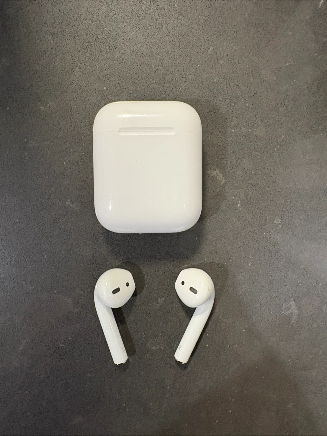 Apple AirPods 2nd Generation