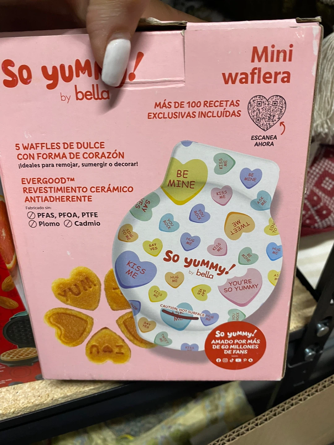 Dash Mini Waffle Maker - 4" Cooking Surface